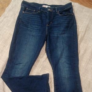 Women's Size 10 Levi Strauss Signature Midrise Bootcut Jeans